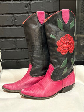 Vintage Nine West Women's Size 8 Black Pink cowboy boots